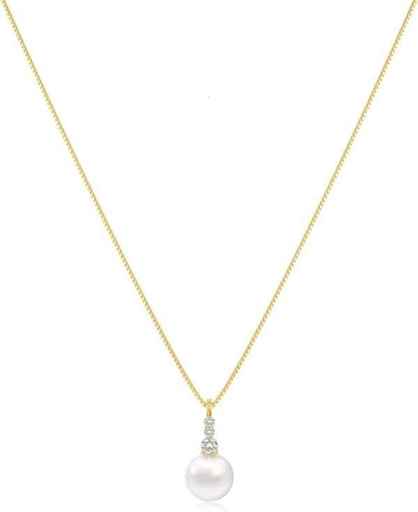 Gold Pendant Necklace for Women, Dainty Diamond Necklaces for Women Simple 14K Gold Plated Paperclip Choker Necklaces Cute Minimalist Open Oval Necklaces Gold Jewelry for Women Gifts