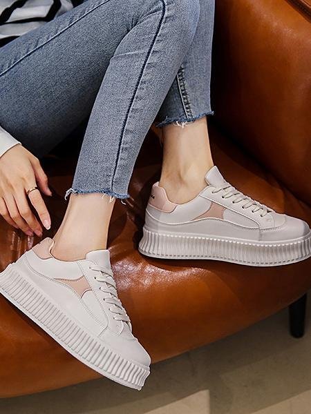 Casual Sports Contrast Color Sneakers For Women