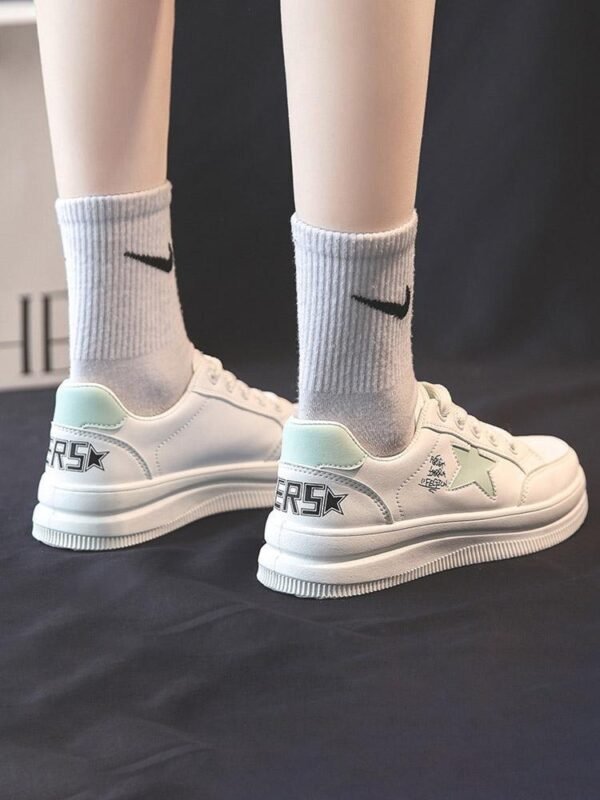 Preppy Style Versatile White Lace Up Shoes