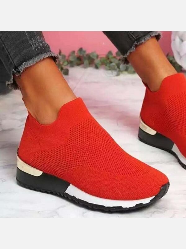 New Knitted Round Toe Running Shoes Women