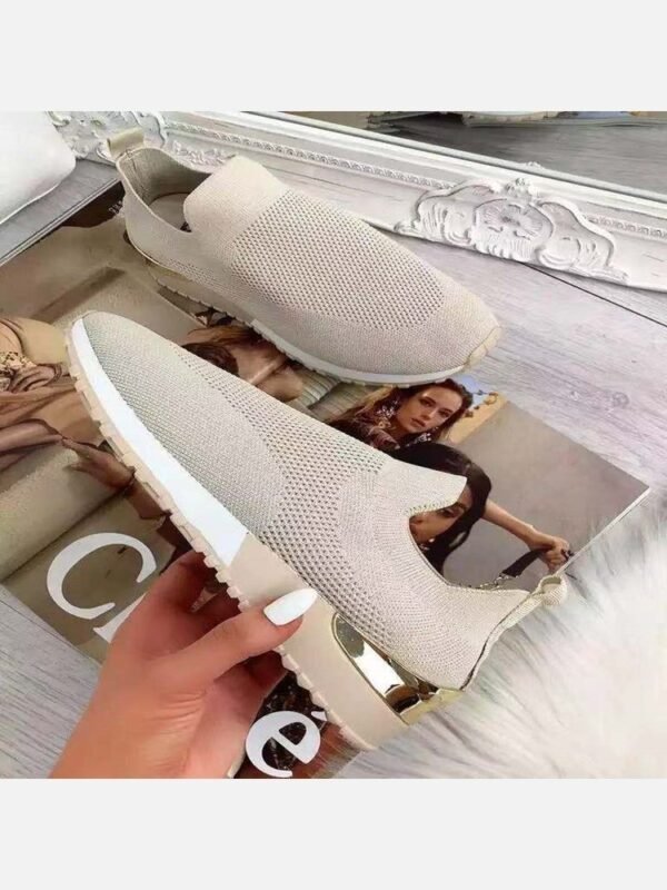 New Knitted Round Toe Running Shoes Women