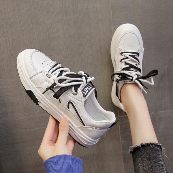 Korean Style Contrast Color Lace Up Sneakers