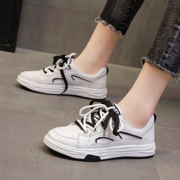 Korean Style Contrast Color Lace Up Sneakers