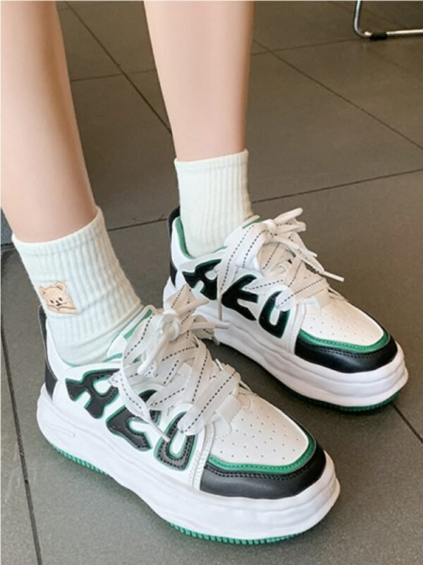 Trendy Contrast Color Dissolving Sole Sneakers