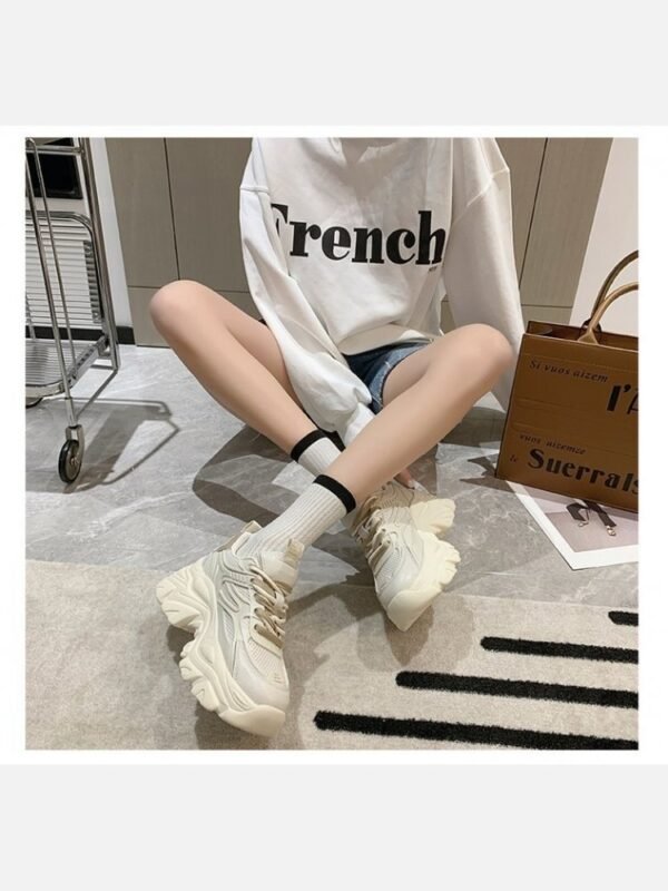 Sporty Round Toe Height Increasing Sneakers